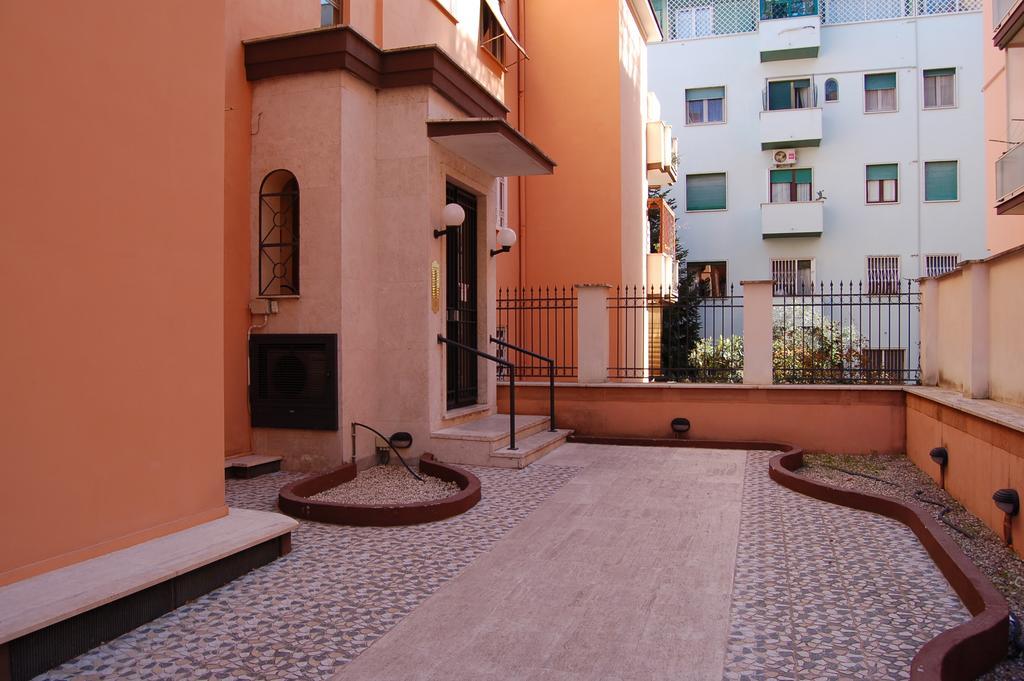 Interno Sette Apartment Rome Bagian luar foto